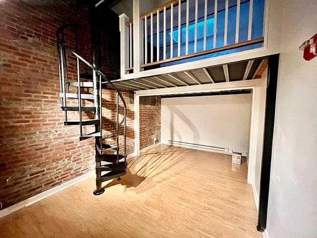 254 Friend St #4 — Photo 17