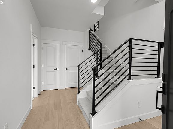 3rd image of 22997 Bland Cir