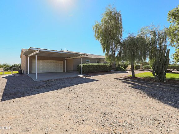 3rd image of 34009 W Encinas Ln