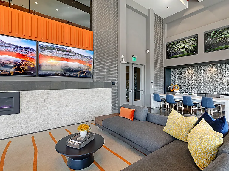 The James at Canyon Creek — Photo 16