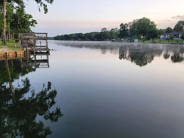 737 Arthur Moore Dr, Green Cove Springs, FL 32043