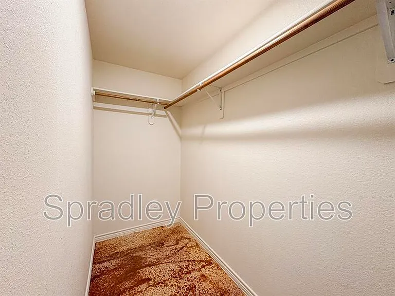 1008B Llano Ct — Photo 11