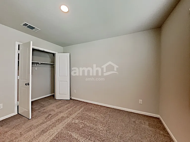 2713 Iberia Ct — Photo 16