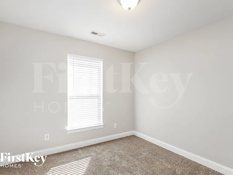 15636 Seafield Ln — Photo 10
