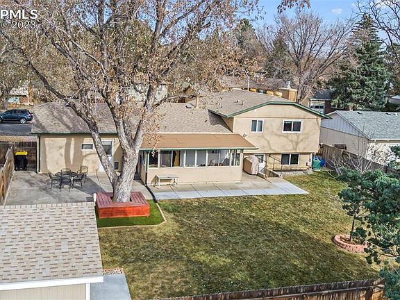 4th image of 4630 La Cresta Dr