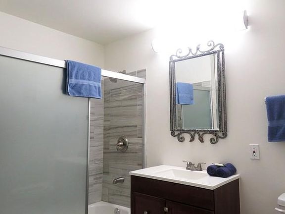 3rd image of 14400 Friar St APT 202