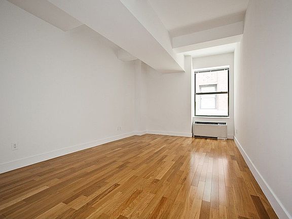 3rd image of 99 John St APT 308