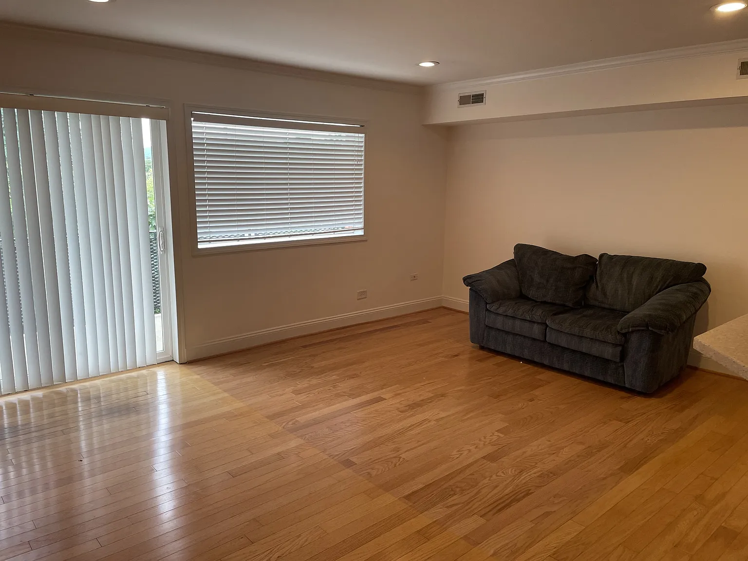 1800 Jefferson Park Avenue #59 - 1 — Photo 3