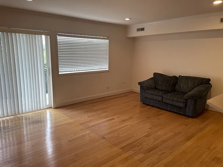 1800 Jefferson Park Ave #59 — Photo 3