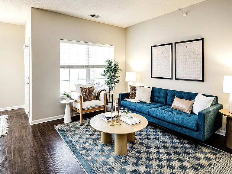 Autumn Grove Apartments — Photo 16