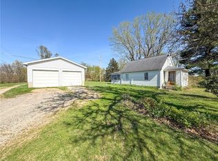 150 Lakeview Rd, Ford City, PA 16226