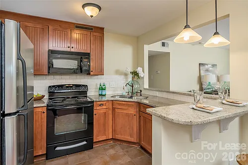 4911 Park Rd #D Photo 1 4911 Park Rd #D Photo 1