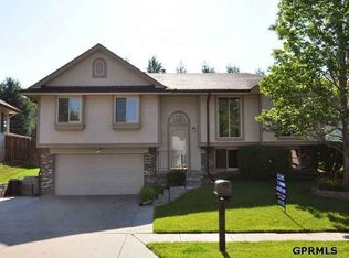 105 Gregg Cir, Bellevue, NE 68005