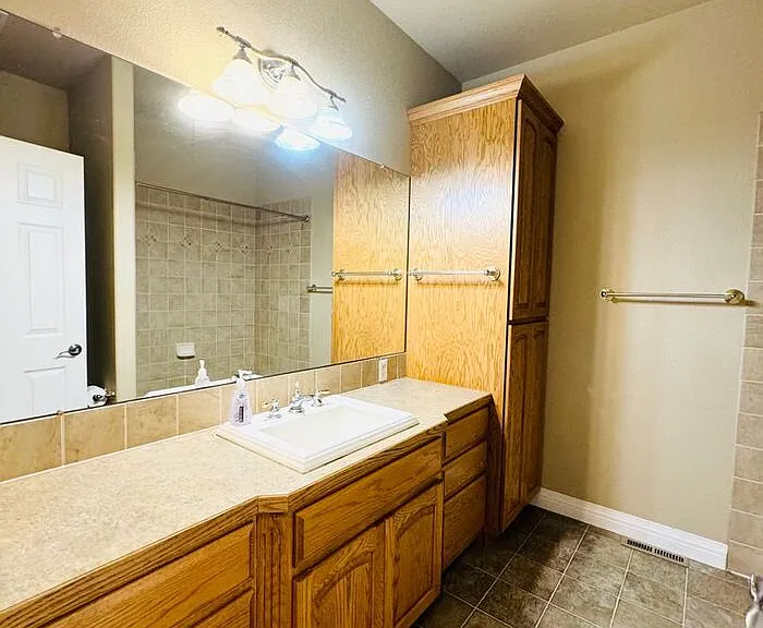 4960 Hornbeam Ct — Photo 11