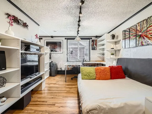 2482 W Caithness Pl, Denver, CO