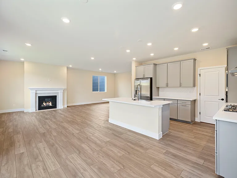 5399 Century Pl NE — Photo 26