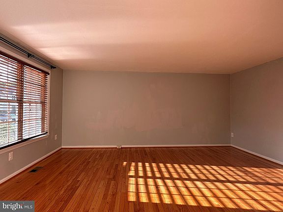 4th image of 2991 Braxton Wood Ct