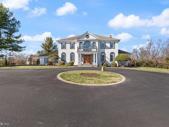 4th image of 13105 Brushwood Way