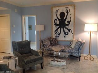 292 14th Ave S APT B, Naples, FL 34102