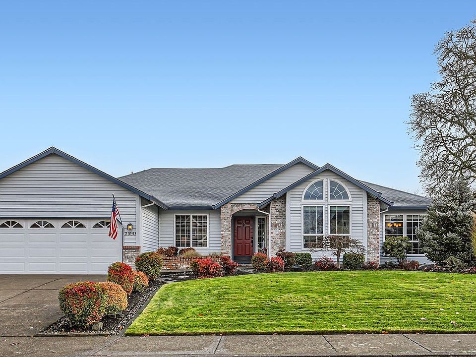 1st image of 2590 NE Lorie Dr