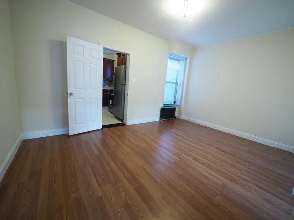 25-45 18th Street image 25 of 26