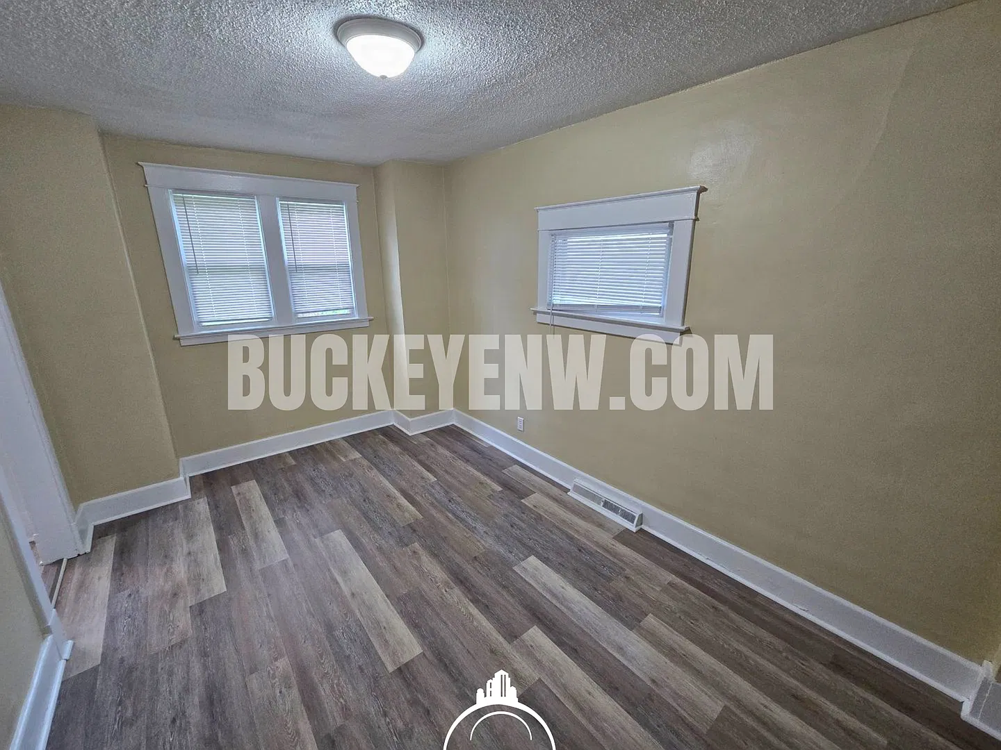3 Bedroom House — Photo 3