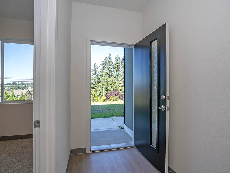 4873 S 48th St #D-2 — Photo 23