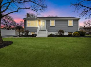 149 Durbeck Rd, Rockland, MA 02370