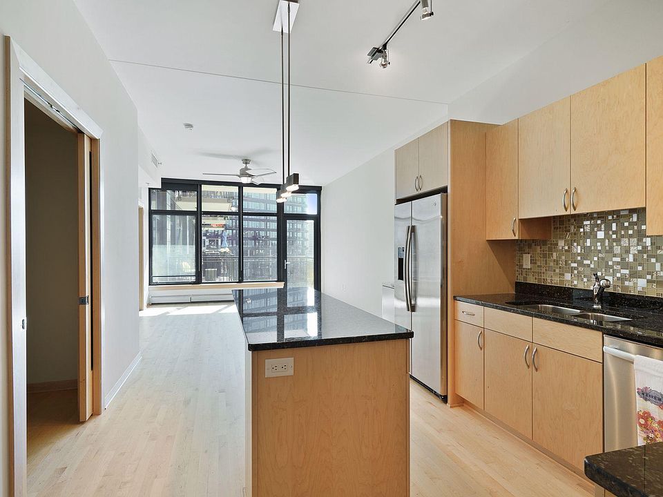 1st image of 1120 2nd St S #710