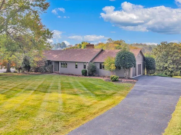 106 Millstone Ter, Forest, VA 24551