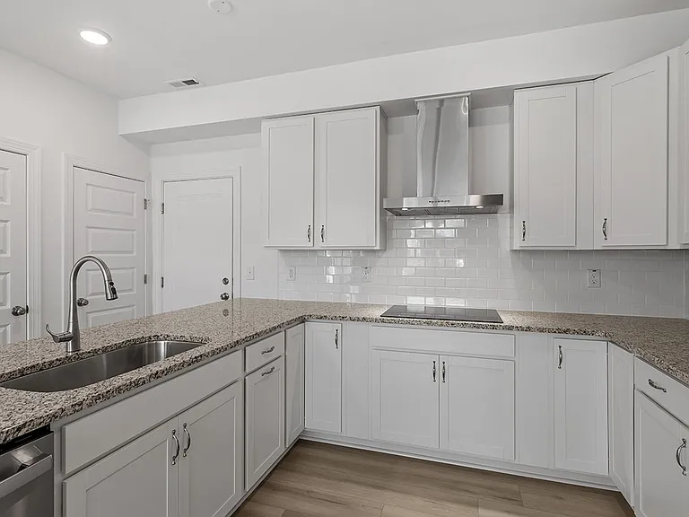 1221 S Blount St #101 — Photo 23