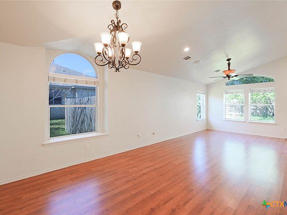 5th image of 7204 Rickey Dr