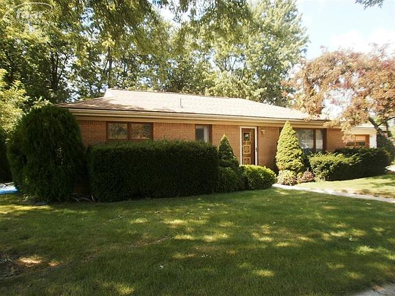 2nd image of 12652 Greenhill Dr