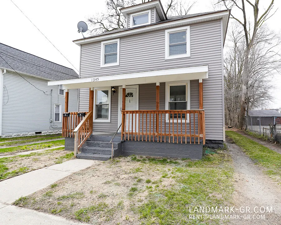 1345 Alpine Ave NW #1