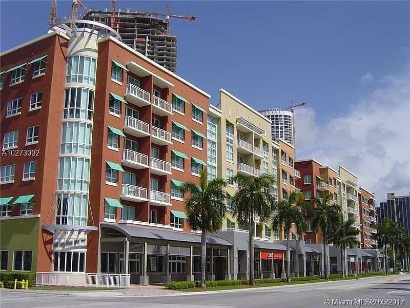 building is on Biscayne Blvd