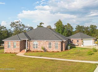 5045 Silver Ridge Dr, Kiln, MS 39556