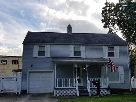 2nd image of 1612 Sunset Dr NE
