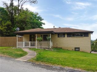 807 Clearview Dr, Verona, PA 15147