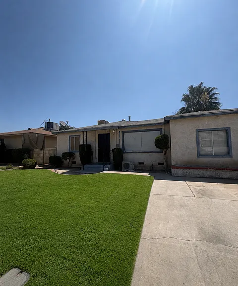 205 S Milham Dr — Photo 1
