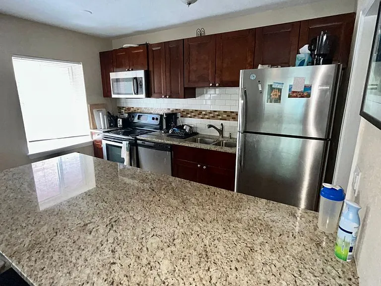 2121 S Josephine St — Photo 14