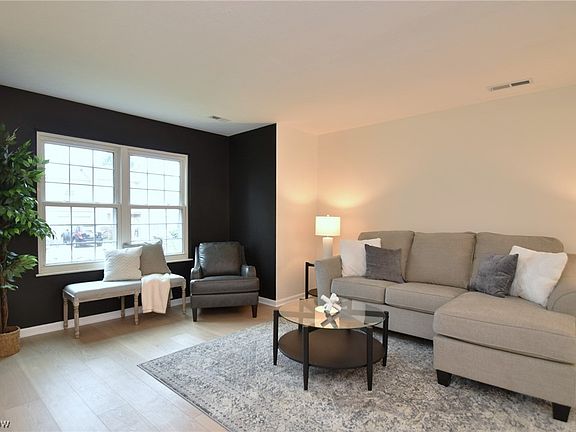 3rd image of 8591 Wrenford Ct