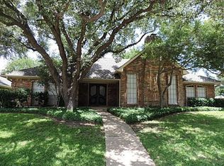 6657 Clearhaven Cir, Dallas, TX 75248