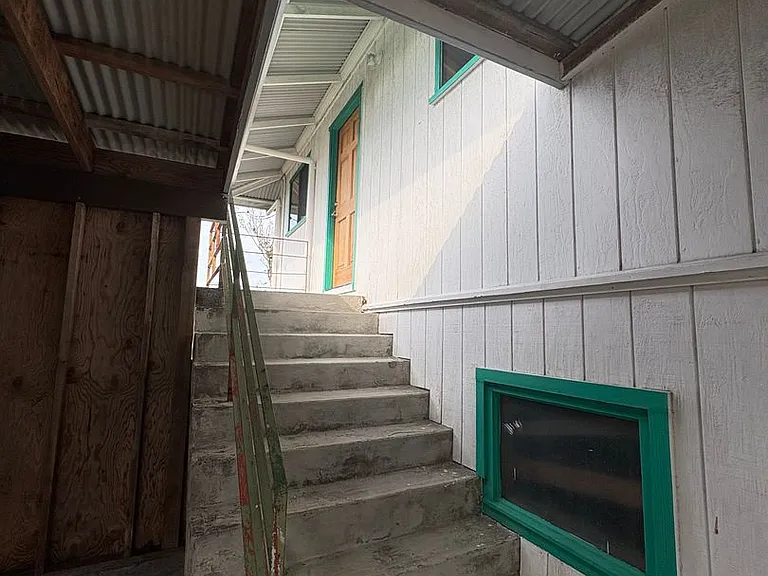 157 Mohouli St — Photo 2