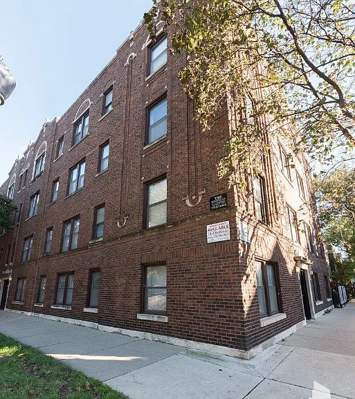 1249 W Henderson St #33232 — Photo 1