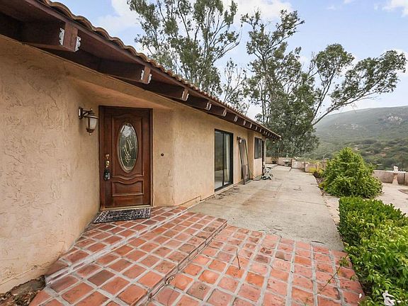 4th image of 8130 Harmony Grove Rd