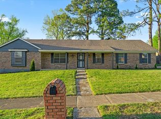 4034 Stillwood Dr, Memphis, TN 38128