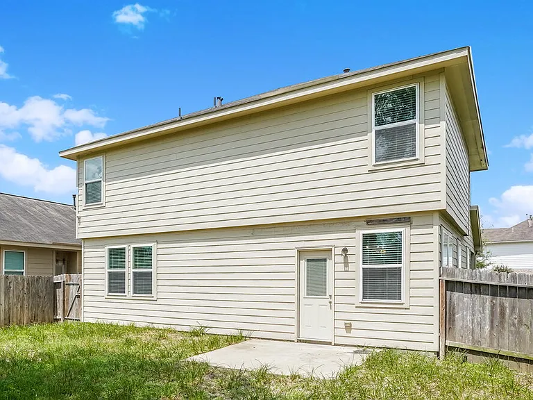 2726 Mesquite Ridge Dr — Photo 16
