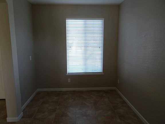 4th image of 1456 Blue Squirrel St