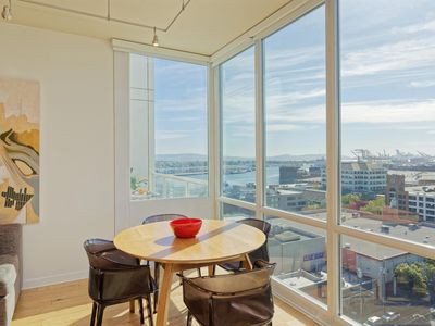 222 Broadway St APT 1204, Oakland, CA, 94607