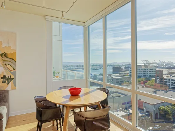 222 Broadway St APT 1204, Oakland, CA 94607
